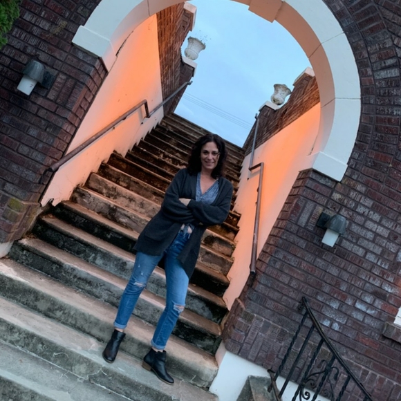 Meet your Posher, - Picture 2 of 2